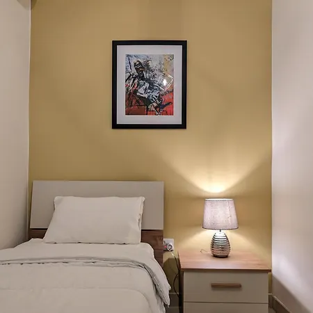 Sweetholidays Malta * Слима